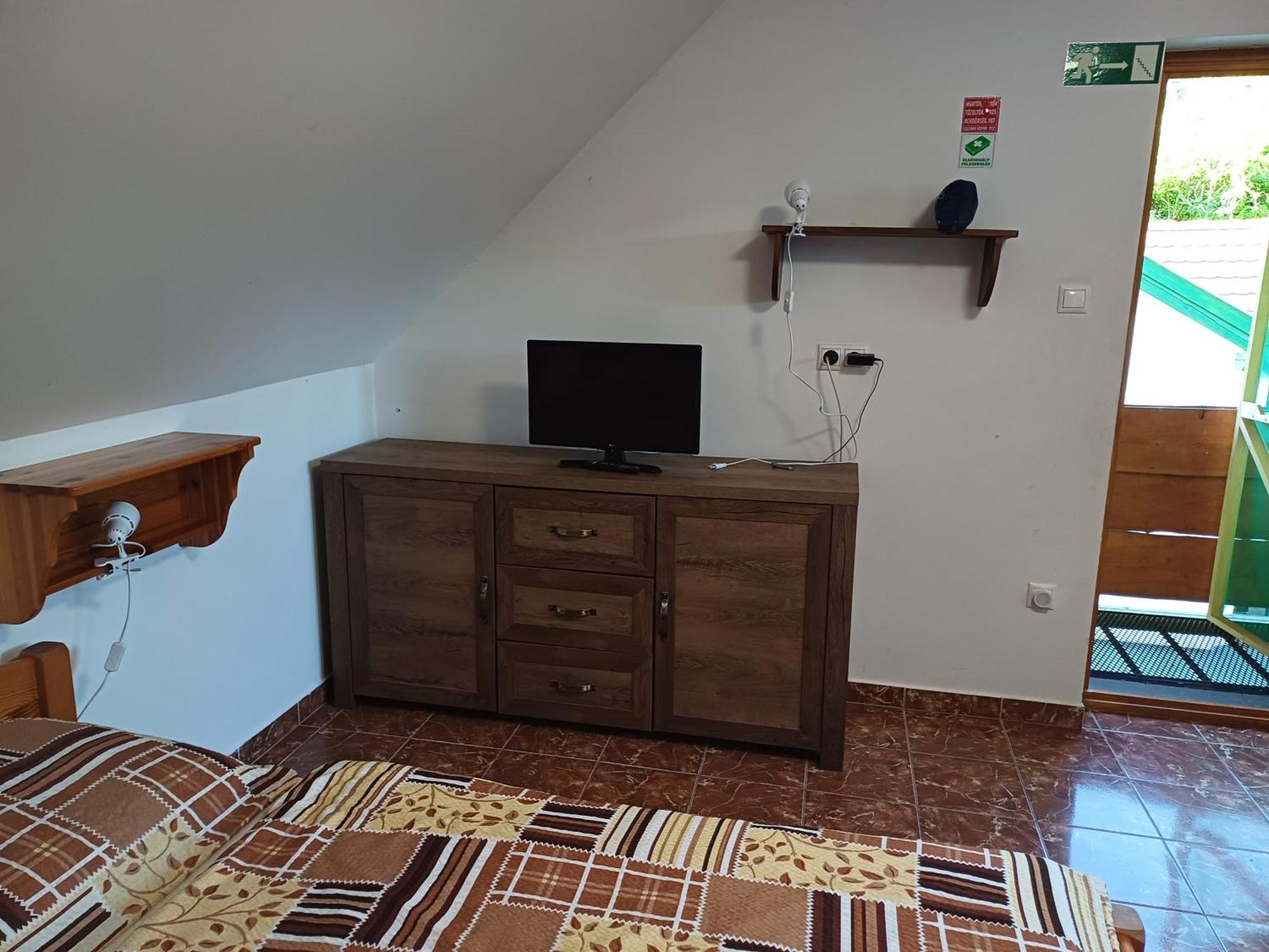 Zanati Apartmannhaz Nagykapornak Zewnętrze zdjęcie